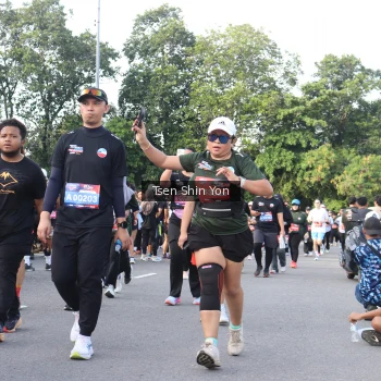 Runner Photo 3883870