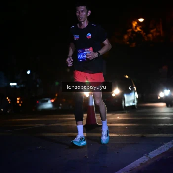 Runner Photo 3883875