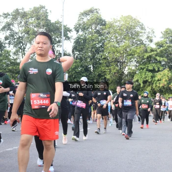 Runner Photo 3883884