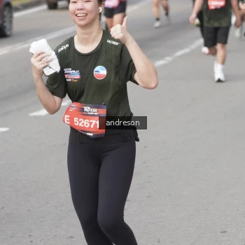 Runner Photo 3883888