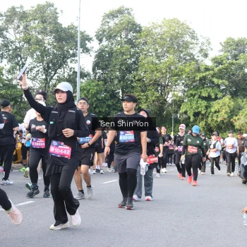 Runner Photo 3883923