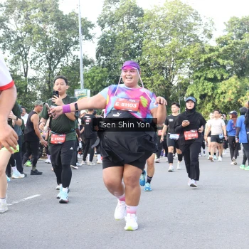 Runner Photo 3883936