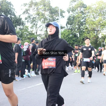 Runner Photo 3883945