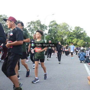 Runner Photo 3883969