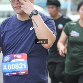 Runner Photo 3884105