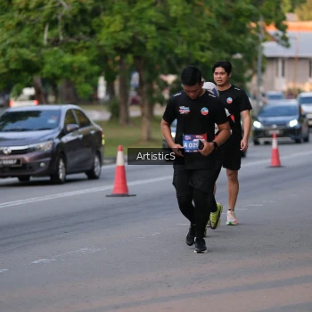 Runner Photo 3884126