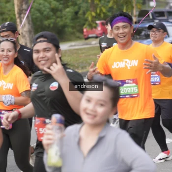 Runner Photo 3884166