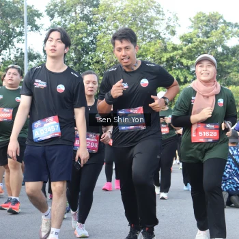 Runner Photo 3884200
