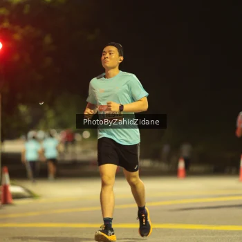 Runner Photo 3884275