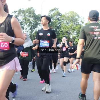 Runner Photo 3884283