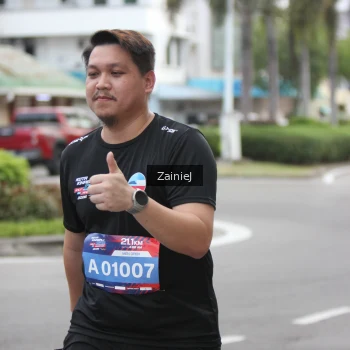 Runner Photo 3884292