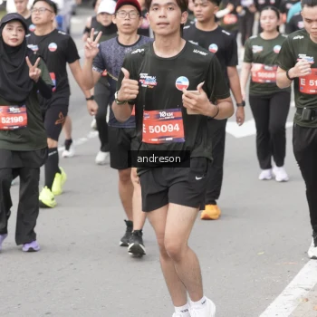 Runner Photo 3884334