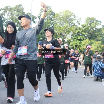 Runner Photo 3884359