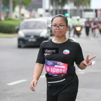 Runner Photo 3884381