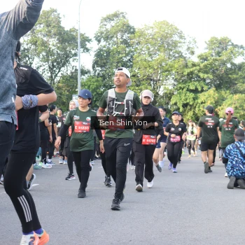 Runner Photo 3884390
