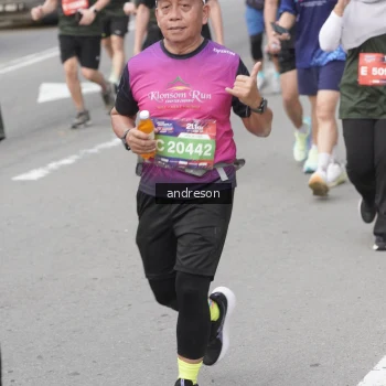 Runner Photo 3884399