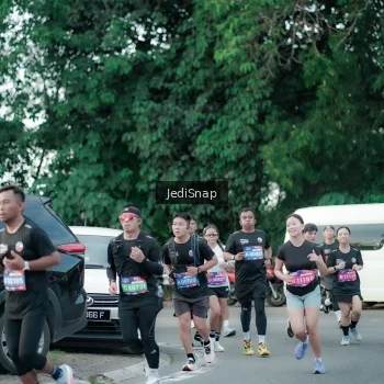 Runner Photo 3884408