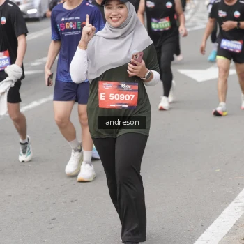 Runner Photo 3884416