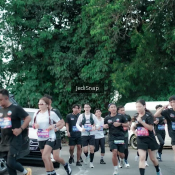 Runner Photo 3884437