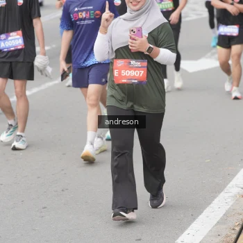 Runner Photo 3884445
