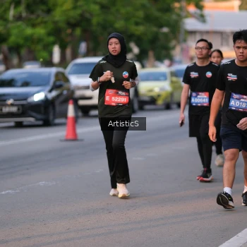 Runner Photo 3884447