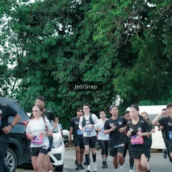 Runner Photo 3884464