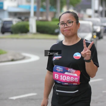 Runner Photo 3884474
