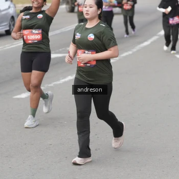 Runner Photo 3884485