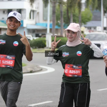 Runner Photo 3884486