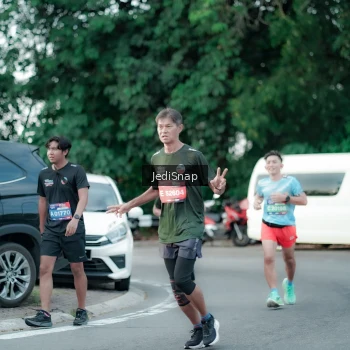 Runner Photo 3884517