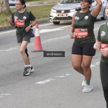 Runner Photo 3884535