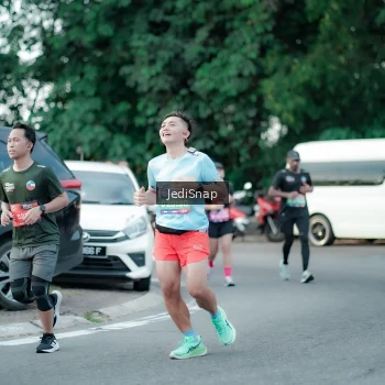 Runner Photo 3884538