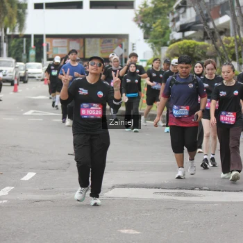 Runner Photo 3884594