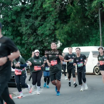 Runner Photo 3884600