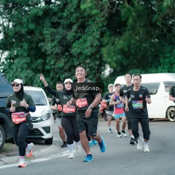 Runner Photo 3884628
