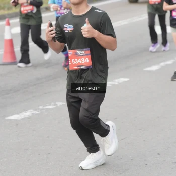 Runner Photo 3884663
