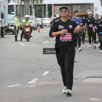 Runner Photo 3884705