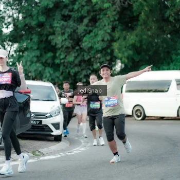 Runner Photo 3884729
