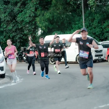 Runner Photo 3884737