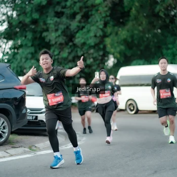 Runner Photo 3884781