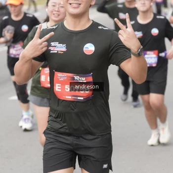 Runner Photo 3884792