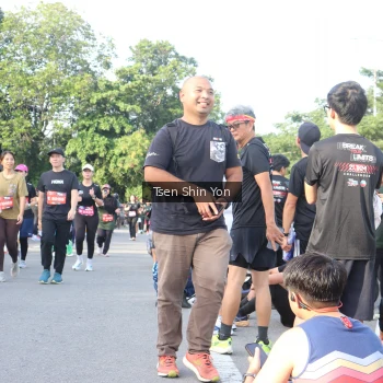 Runner Photo 3884810
