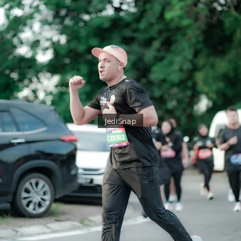 Runner Photo 3884870