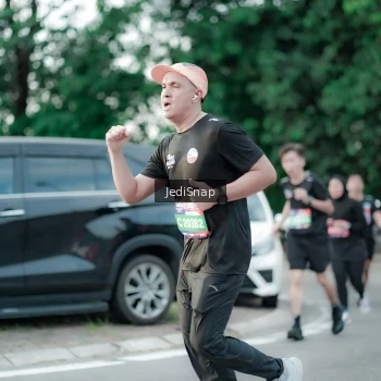 Runner Photo 3884873