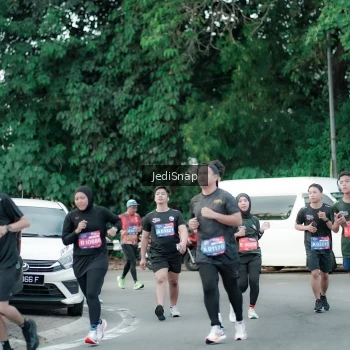 Runner Photo 3884889