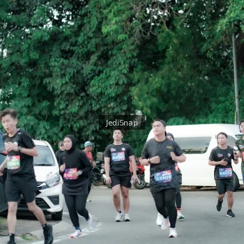 Runner Photo 3884890