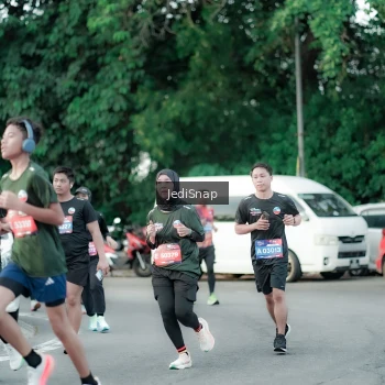 Runner Photo 3884914