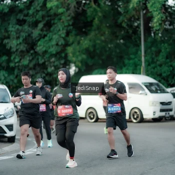 Runner Photo 3884915