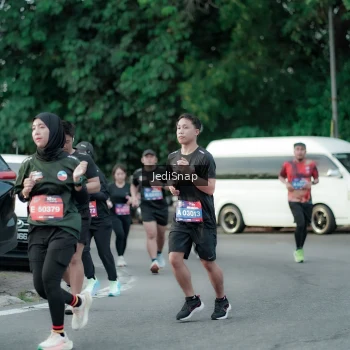 Runner Photo 3884927