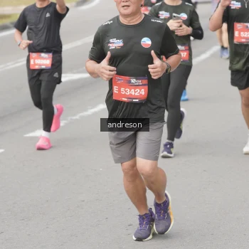 Runner Photo 3884933